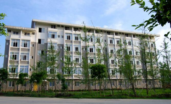桂林理工大學(xué)博文管理學(xué)院是幾本怎么樣？公辦還是民辦？學(xué)費(fèi)和環(huán)境如何？